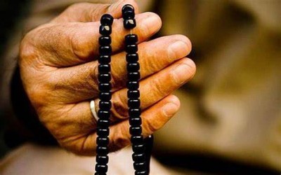 Susunan Bacaan Wirid dan Do'a Sesudah Shalat Lima Waktu